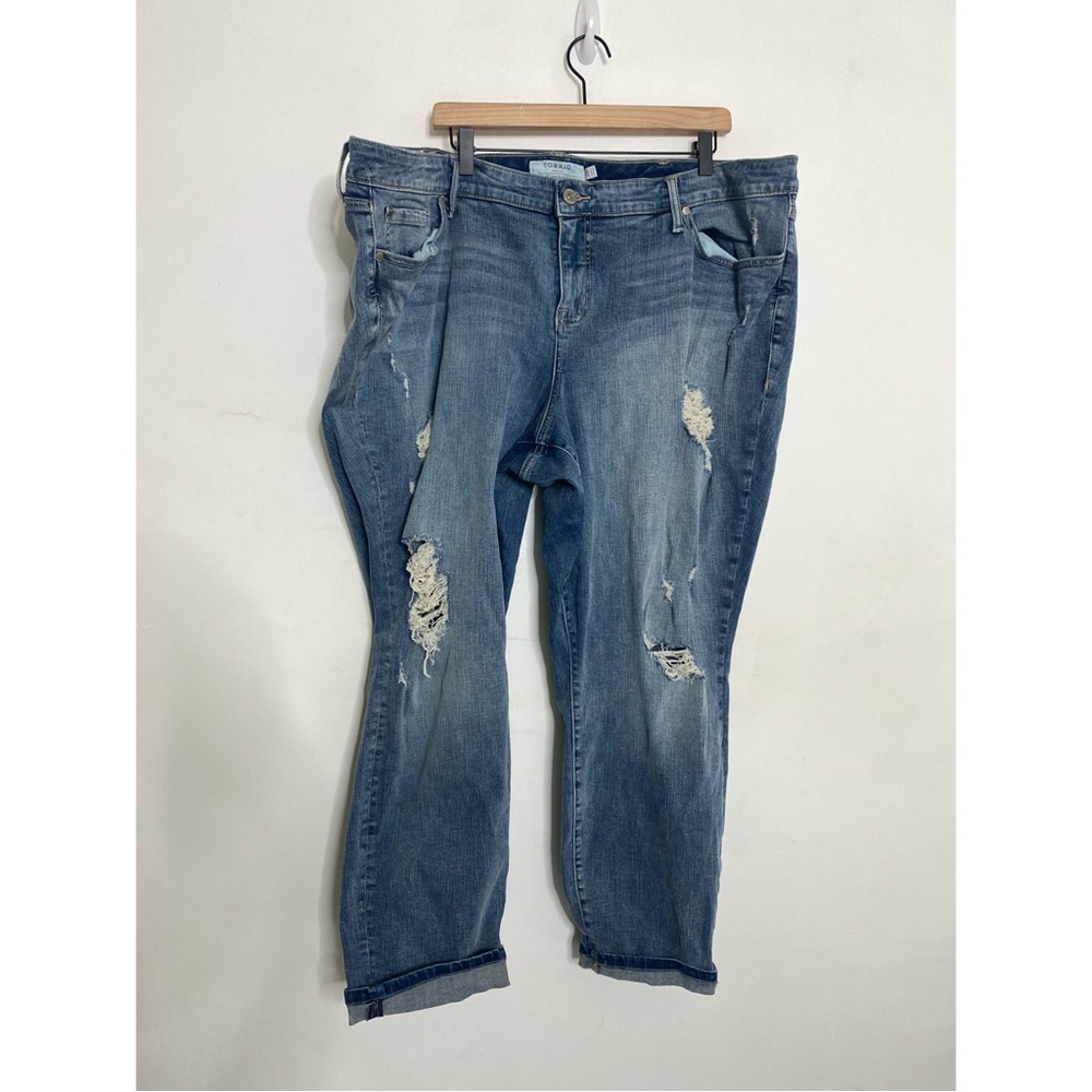 Torrid Womens Medium Wash Distressed Boyfriend Jeans